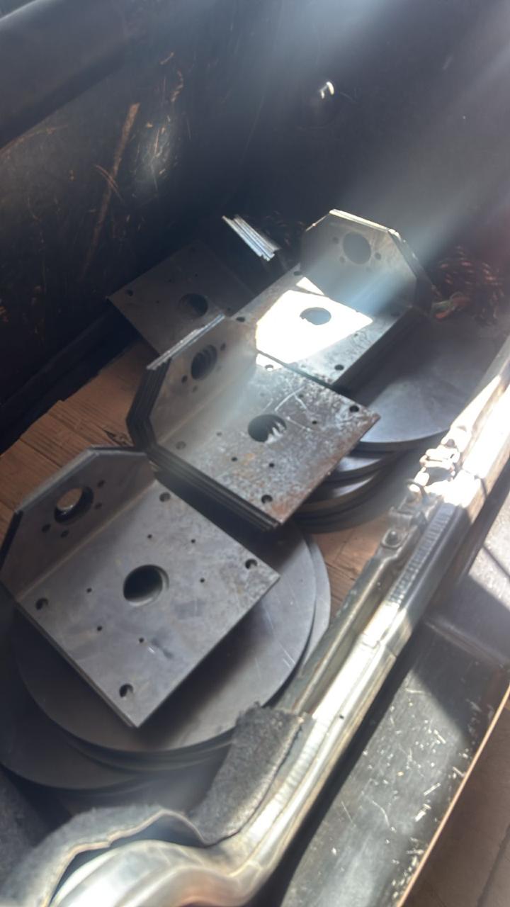 Operação de corte industrial Power Cut