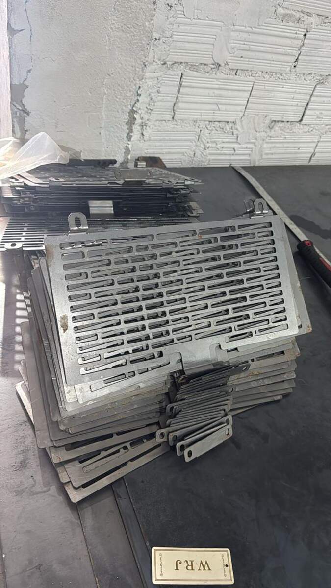 Grades e Peças Perfuradas